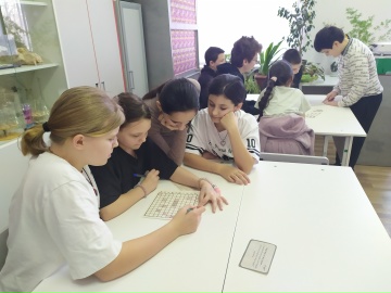 Настольная игра «Лингвистический шторм».  