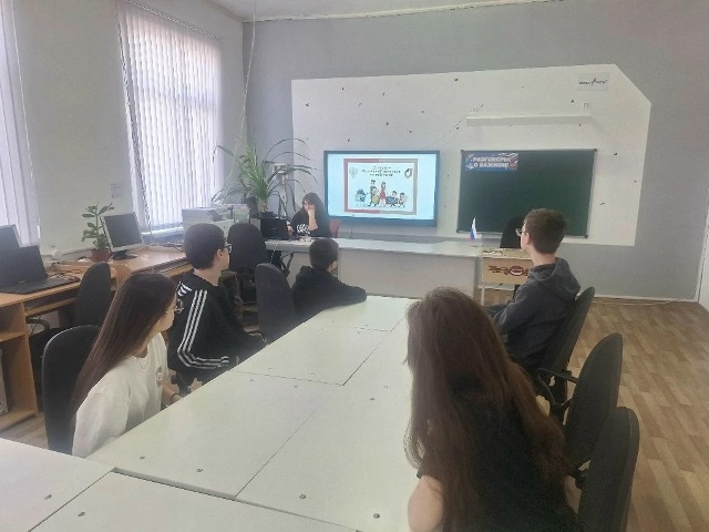 В МБОУ «Леоновская СОШ» для 7-11 классов проведено мероприятие, посвященное Всемирному дню защиты прав потребителей  «Безопасные товары, уверенные потребители»